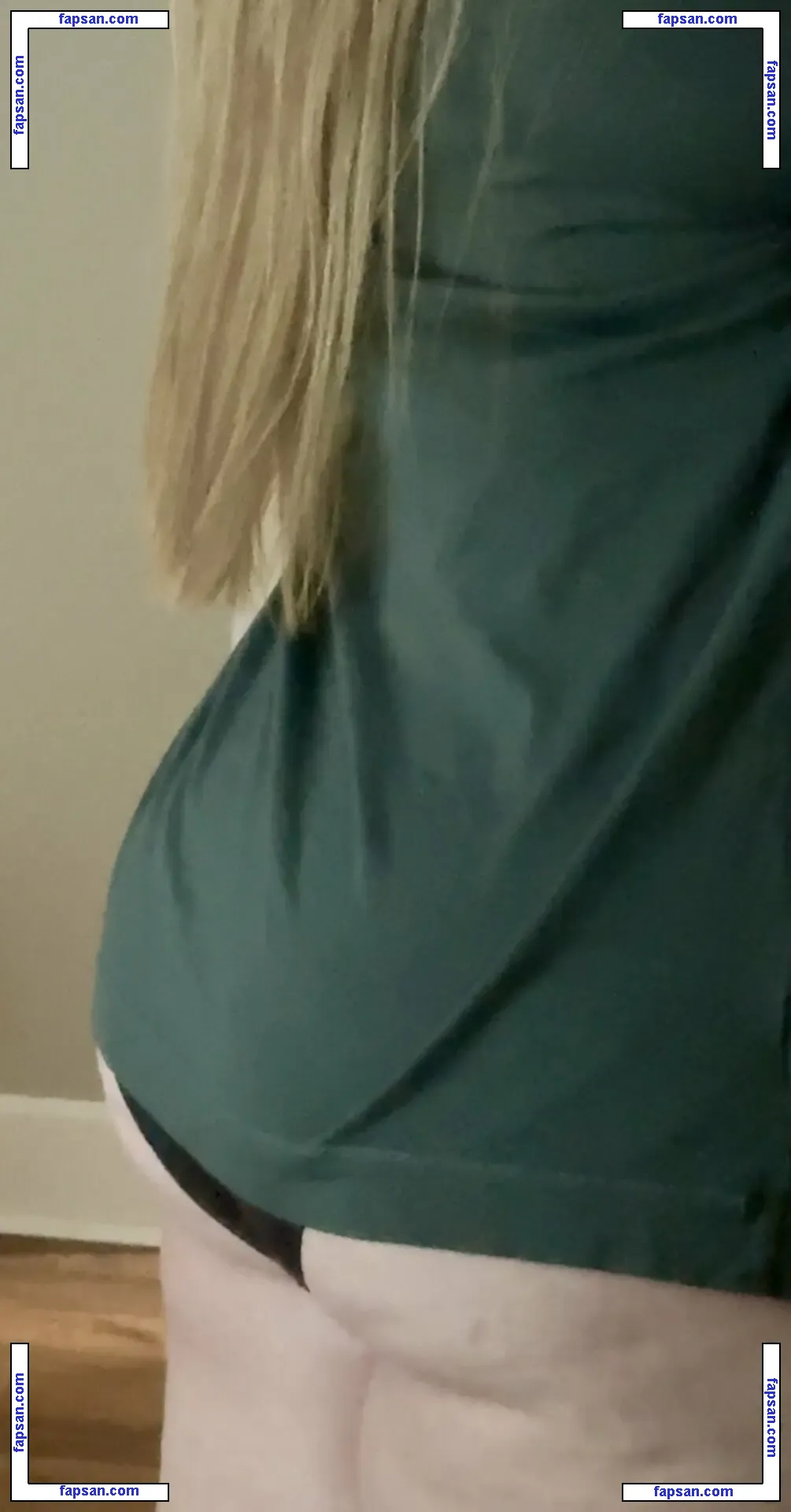 Liryns nude photo #0003 from OnlyFans