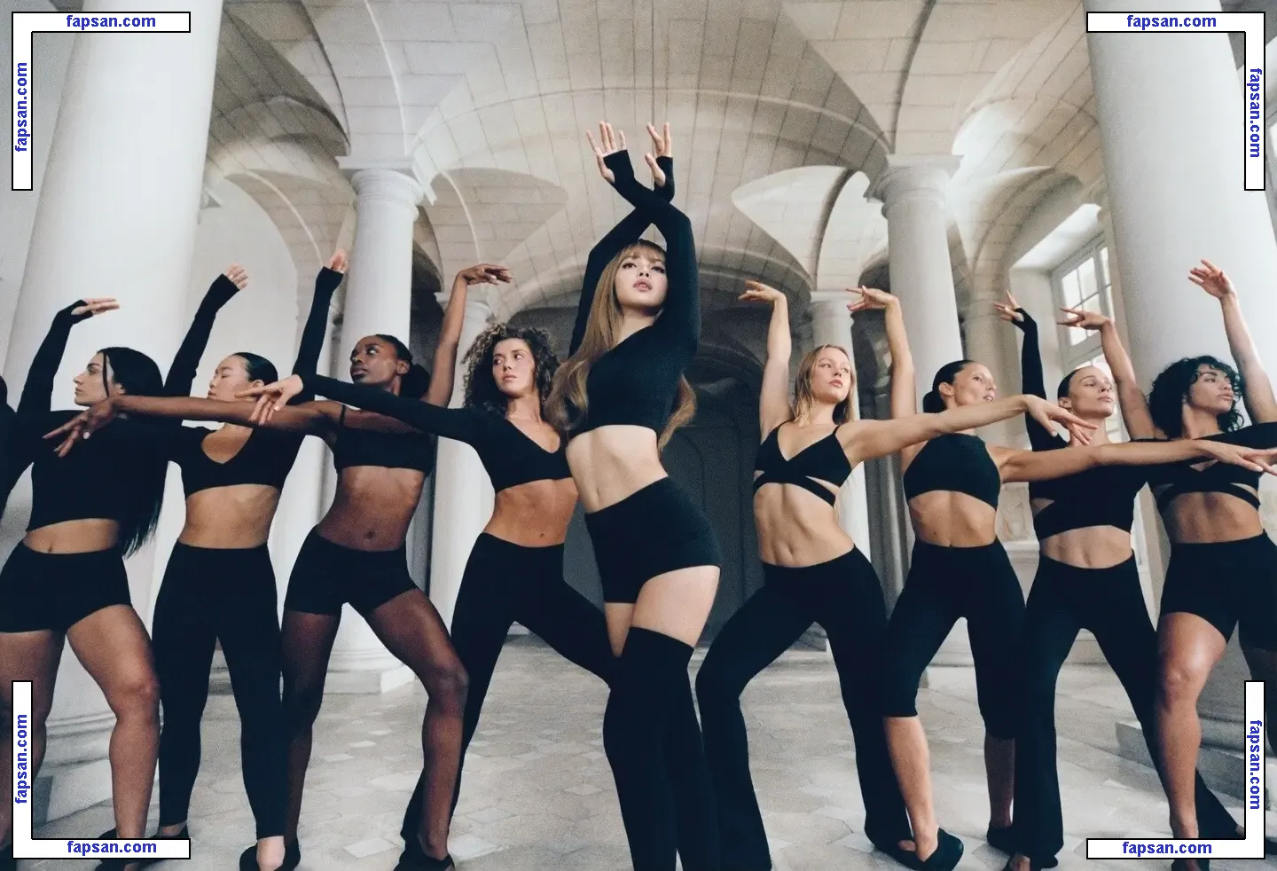 Lisa Blackpink голая фото #0524 с Онлифанс