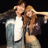 Lisa Blackpink голая #0388