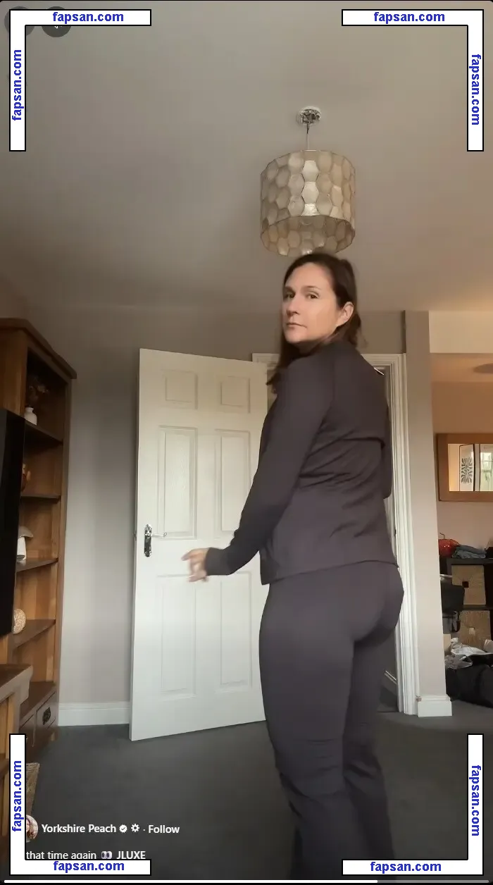 Lisa Dollan nude photo #0016 from OnlyFans