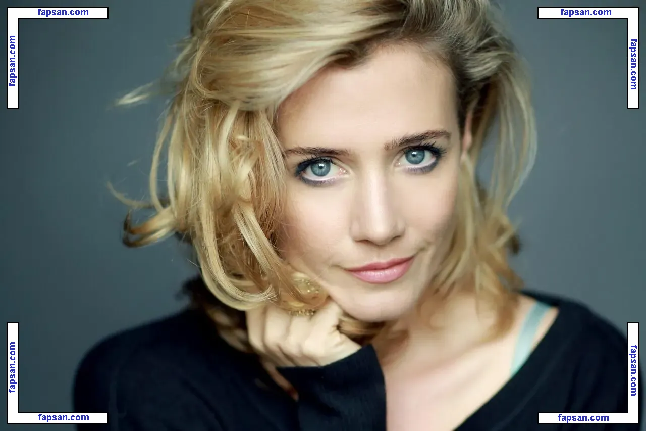 Lisa Dwan nude photo #0018 from OnlyFans