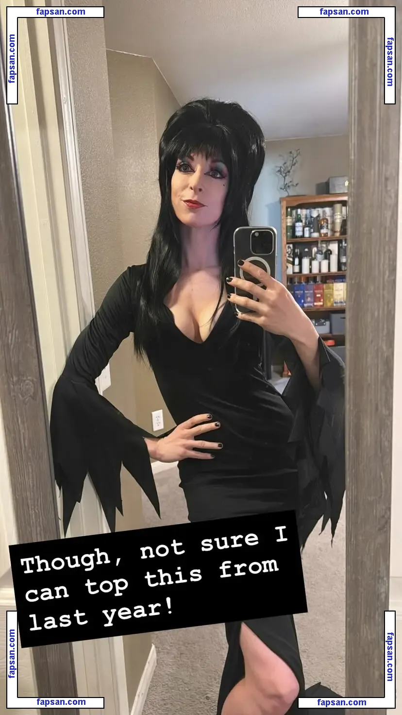 Lisa Foiles nude photo #0094 from OnlyFans