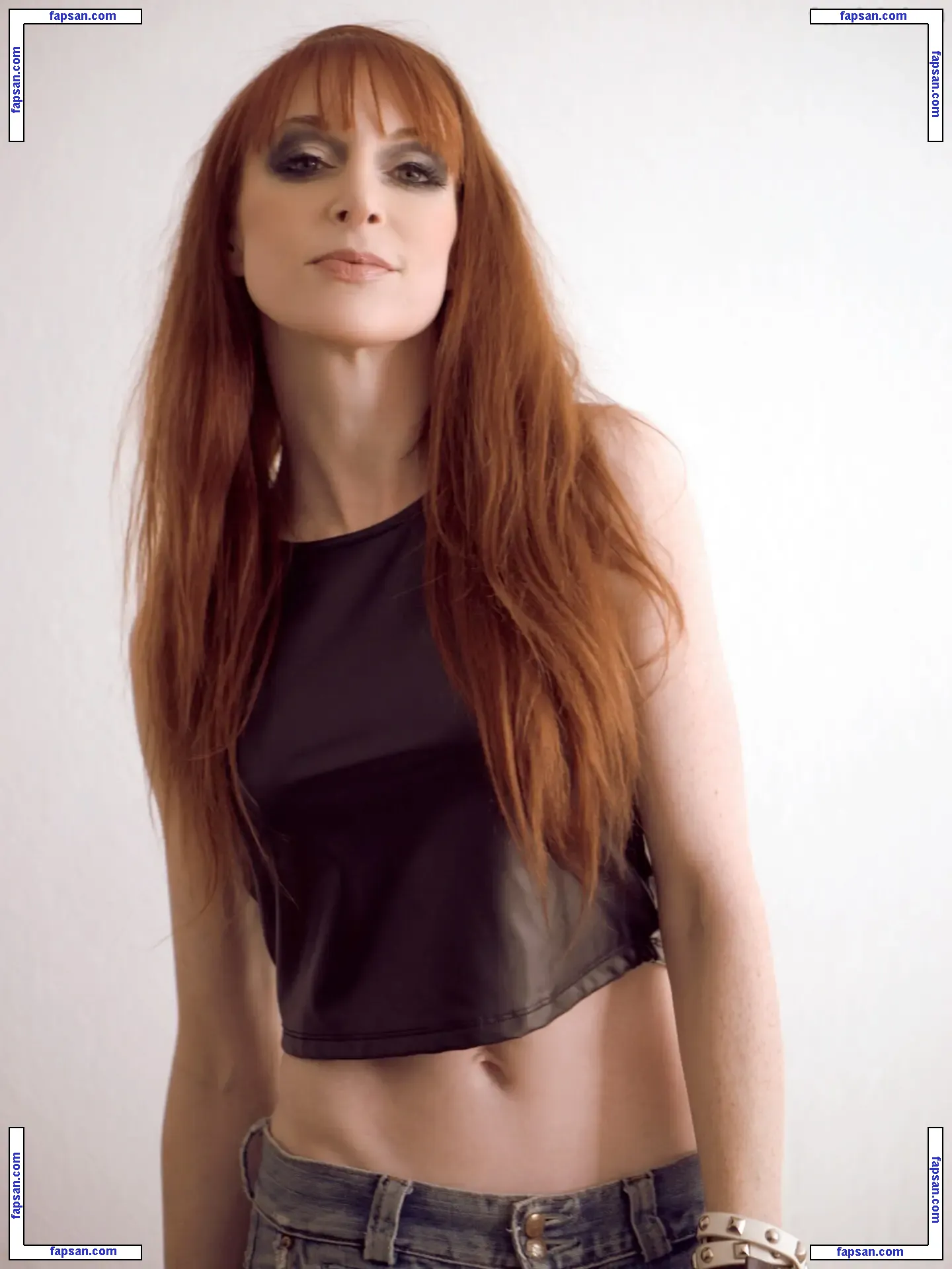 Lisa Foiles nude photo #0130 from OnlyFans