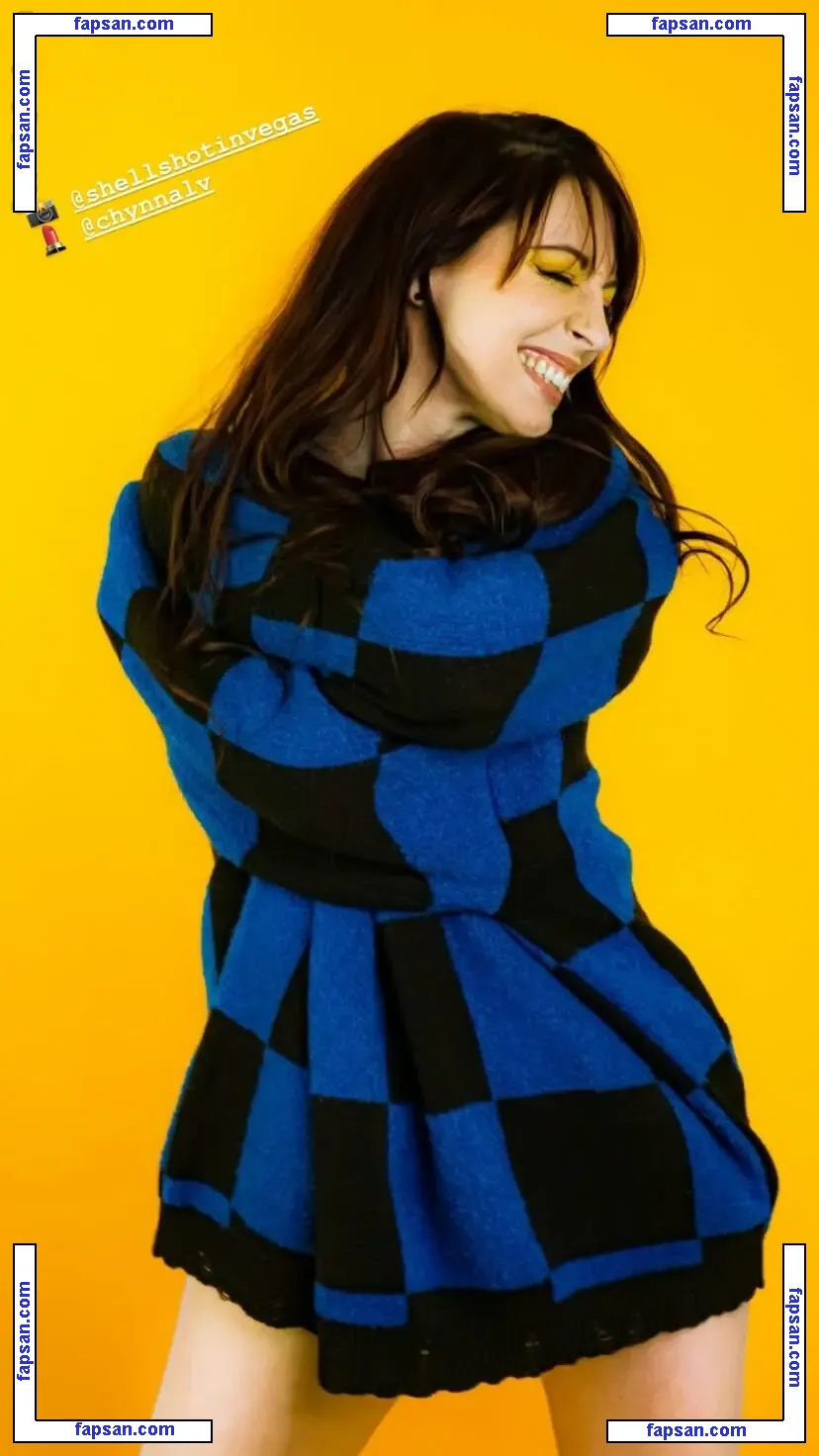 Lisa Foiles nude photo #0135 from OnlyFans