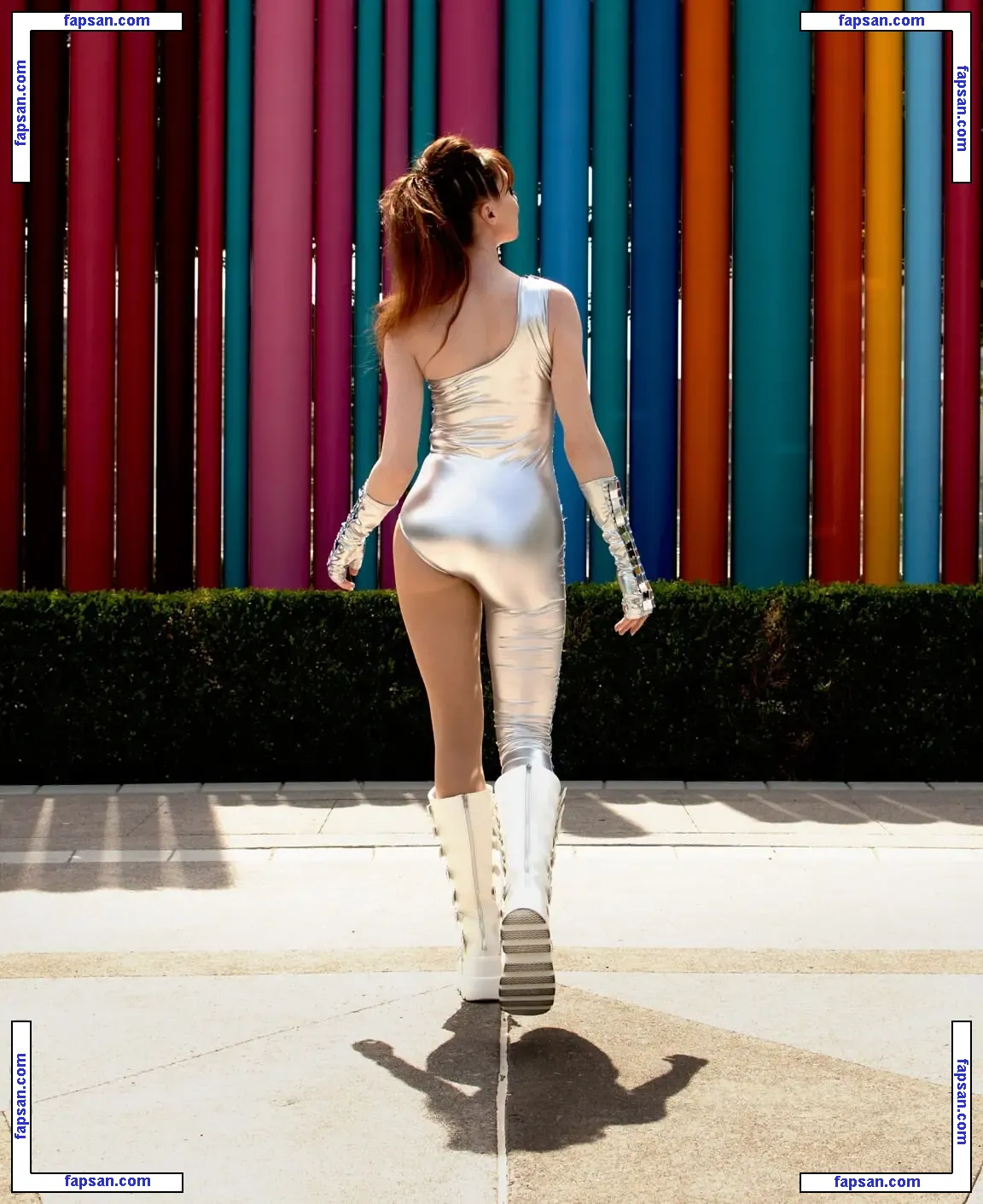 Lisa Foiles nude photo #0144 from OnlyFans