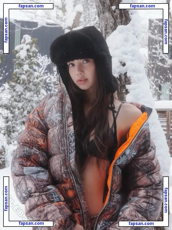 Lisa Manobal nude photo #0010 from OnlyFans