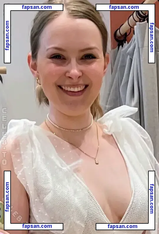 Lisa Sophie Laurent nude photo #0001 from OnlyFans