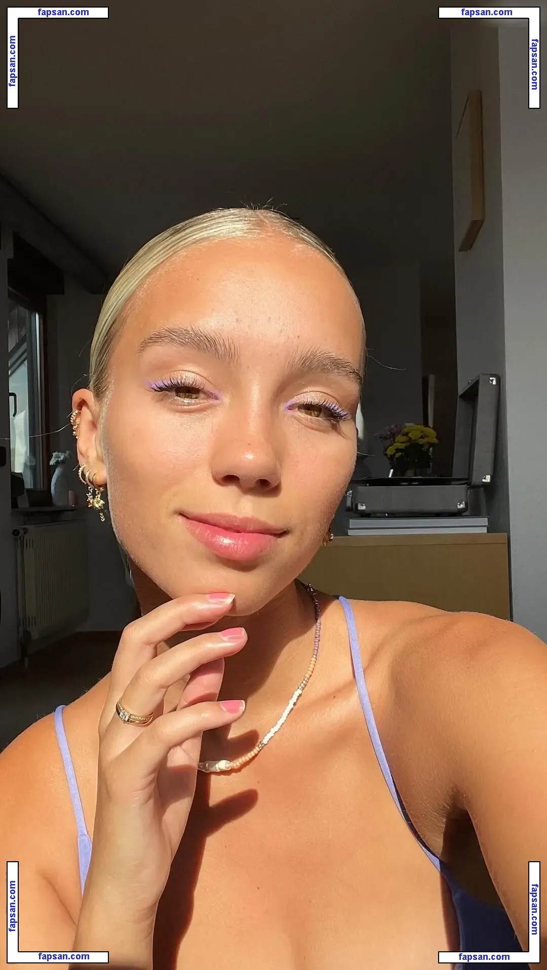 Lisa und Lena nude photo #0013 from OnlyFans