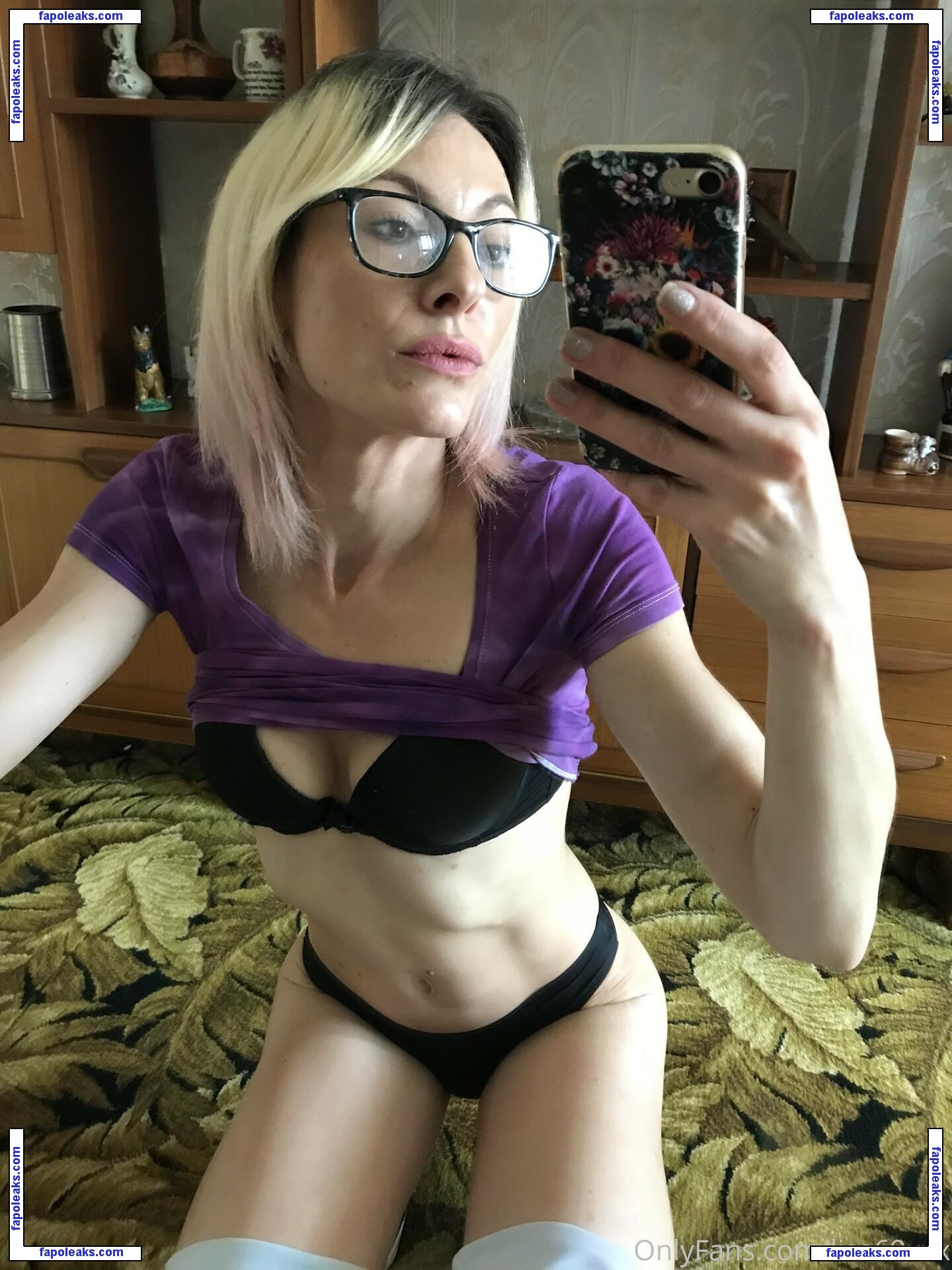 lisa69xxx / lisasixtynine nude photo #0017 from OnlyFans