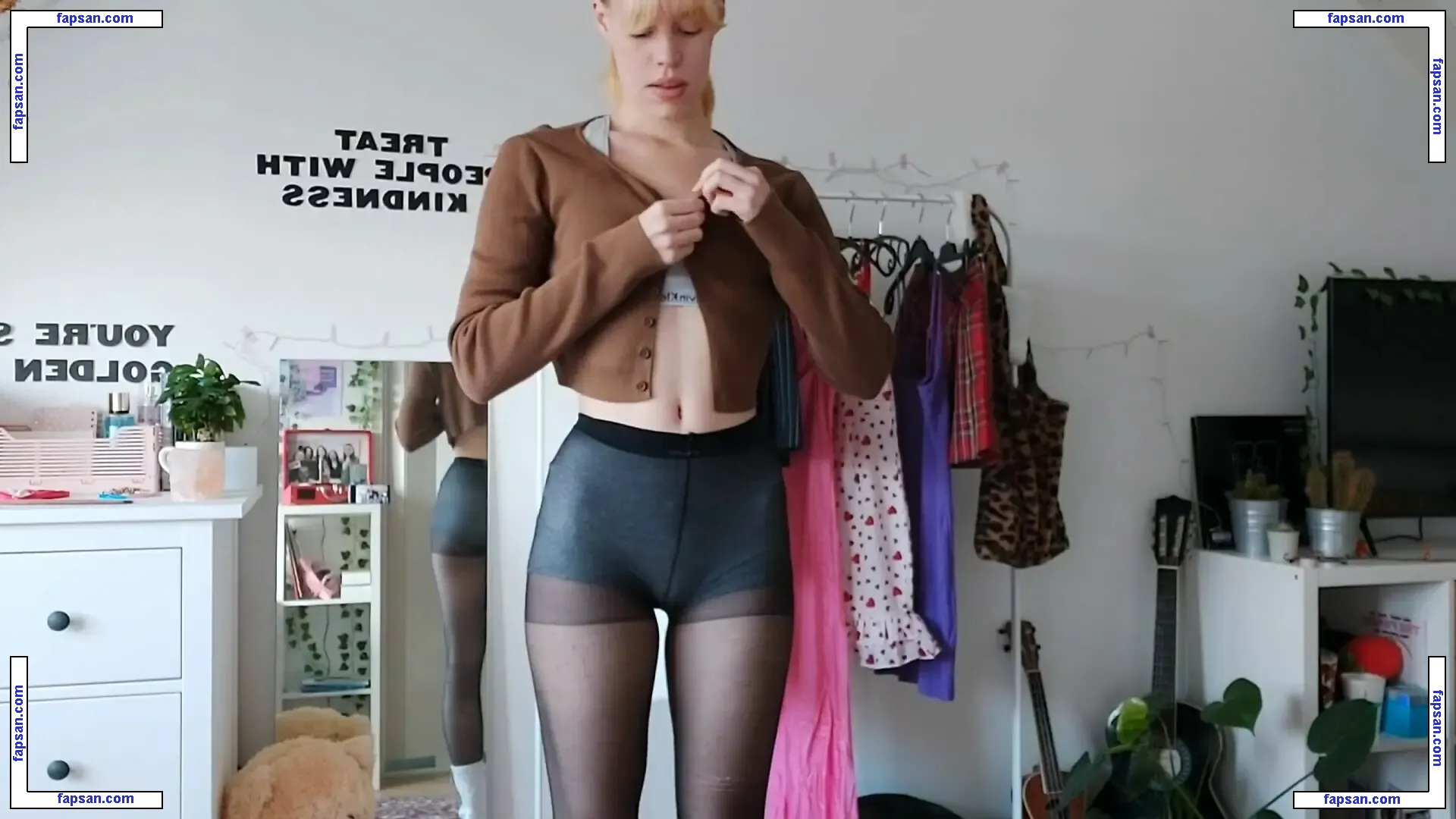 lisanneeelsing nude photo #0003 from OnlyFans