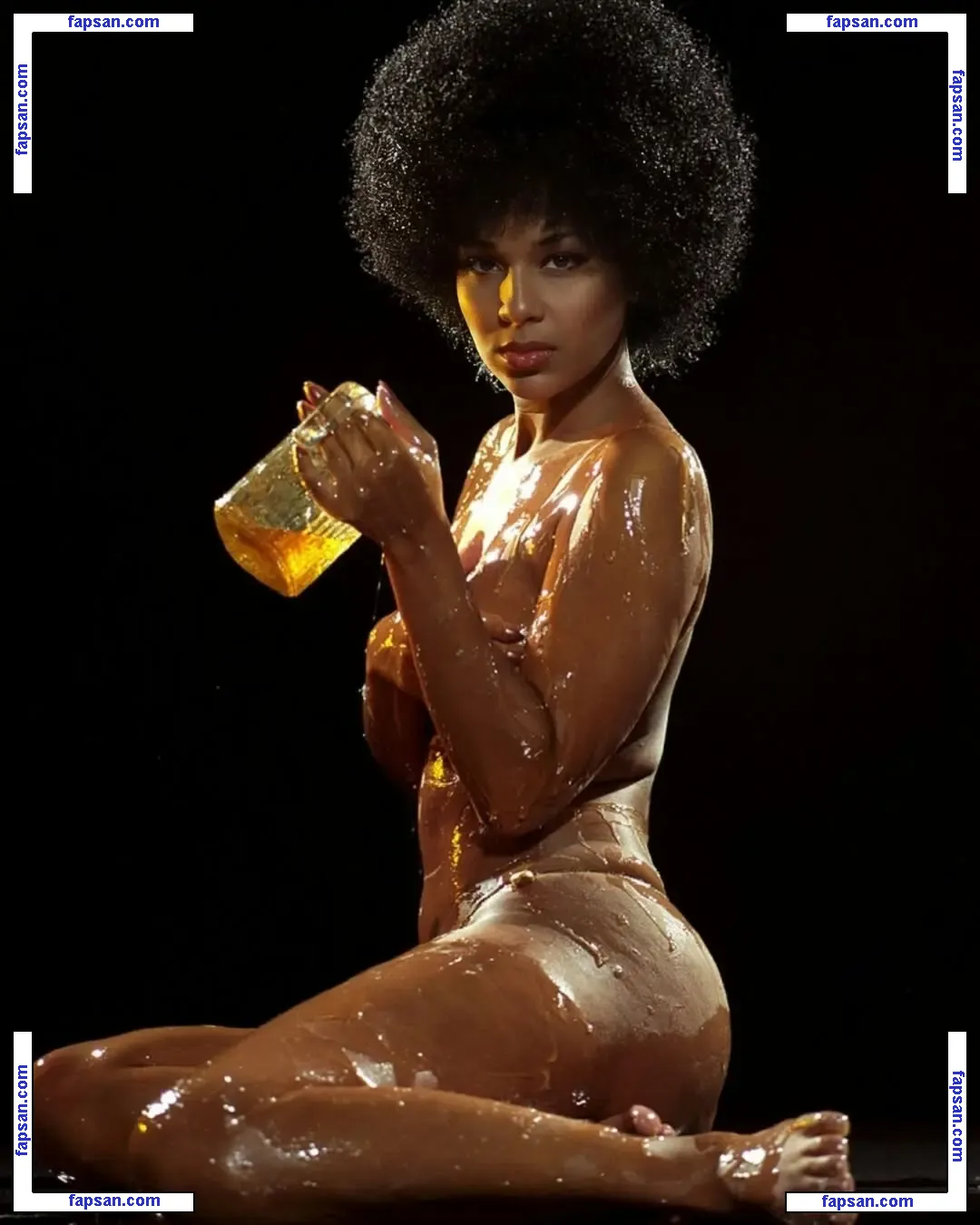 LisaRaye nude photo #0002 from OnlyFans