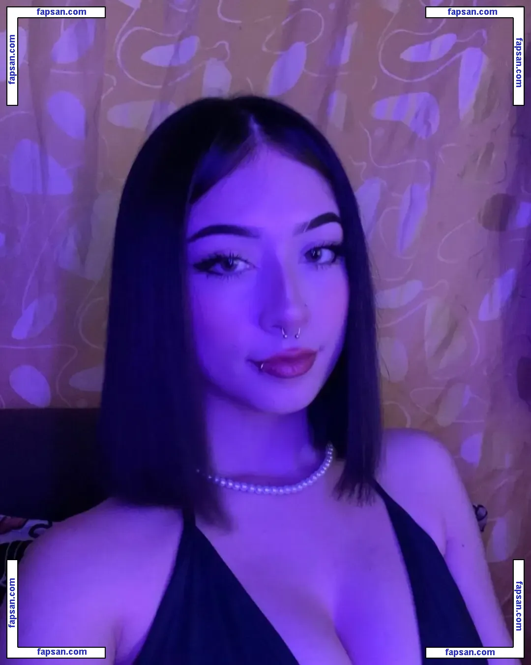 lisethc3 nude photo #0002 from OnlyFans