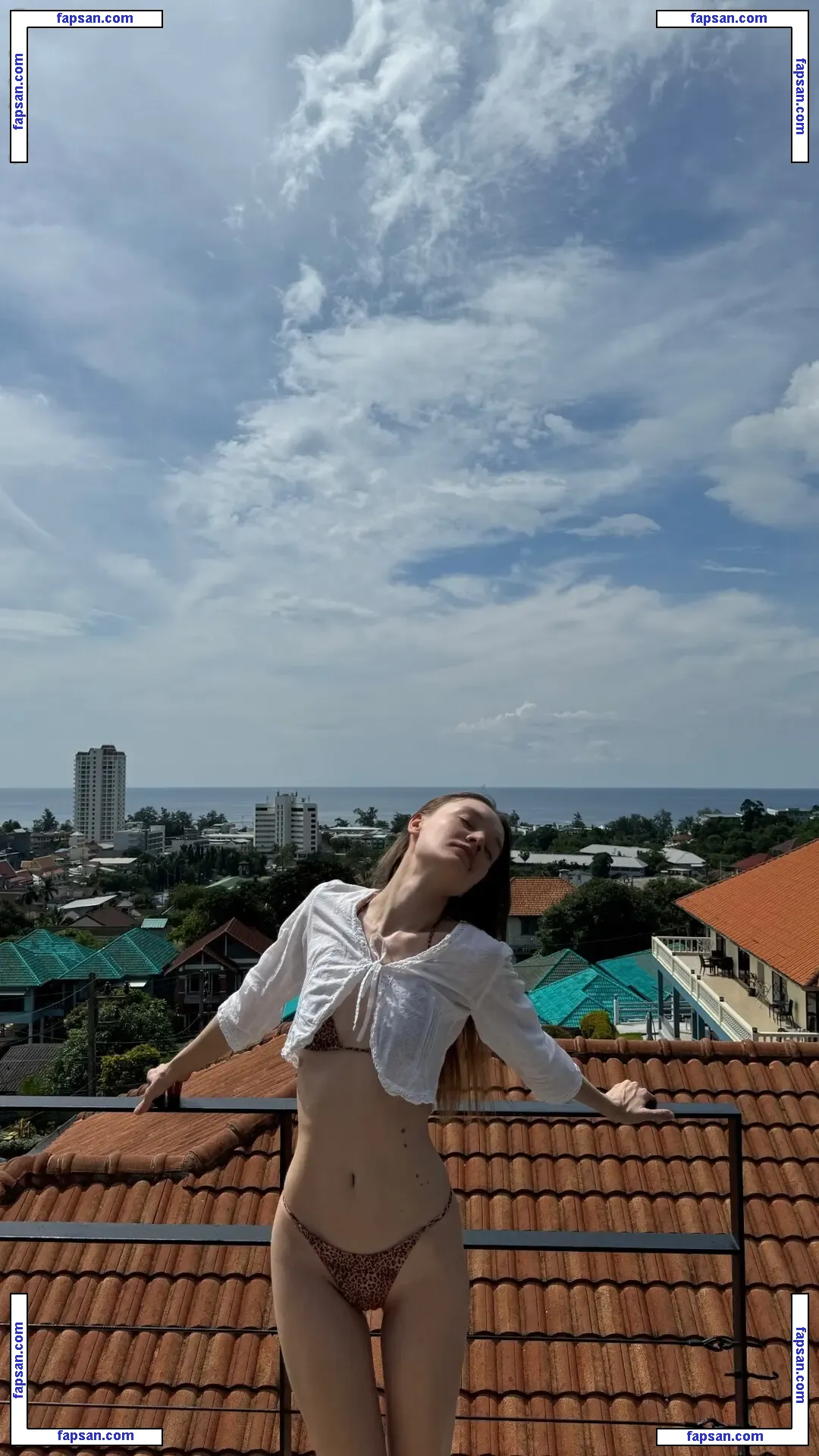 litlonn nude photo #0176 from OnlyFans