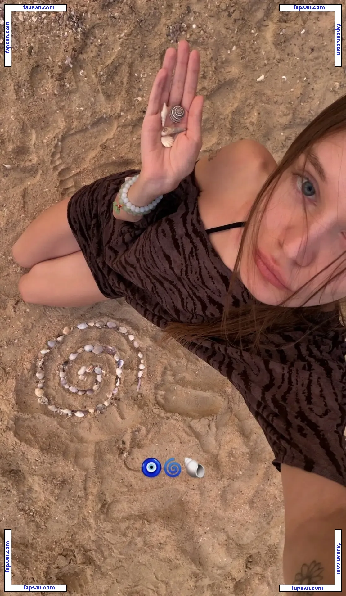 litlonn nude photo #0275 from OnlyFans