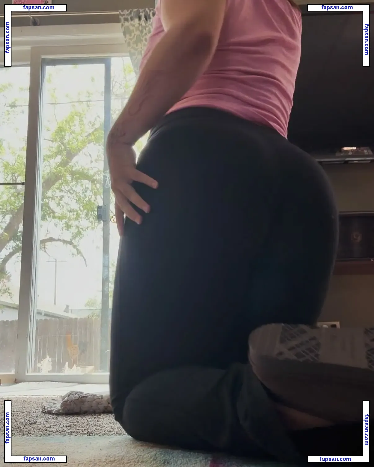 little.lauraa голая фото #0005 с Онлифанс