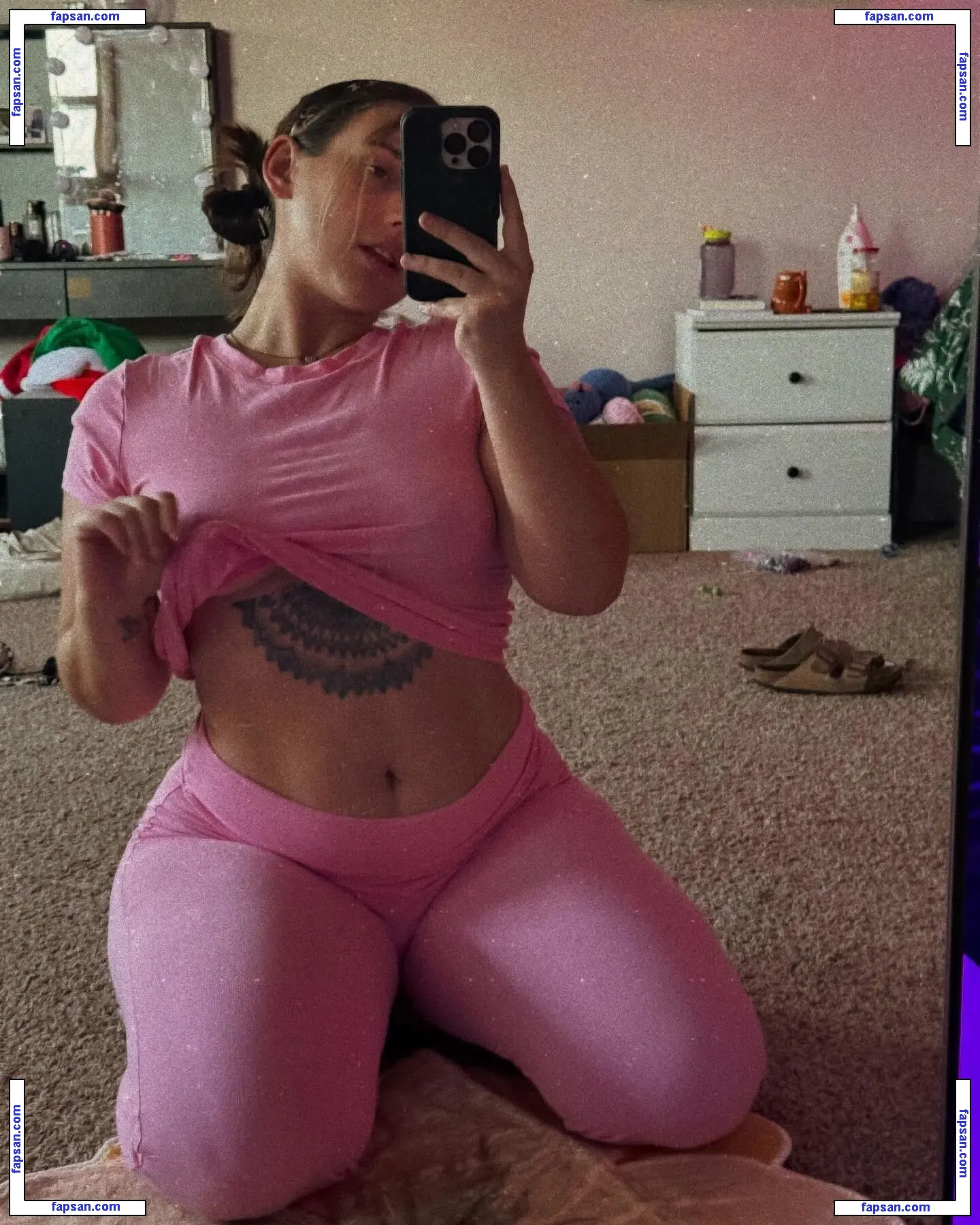 little.lauraa голая фото #0008 с Онлифанс