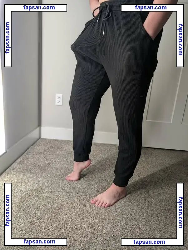Little Muscles nude photo #0032 from OnlyFans