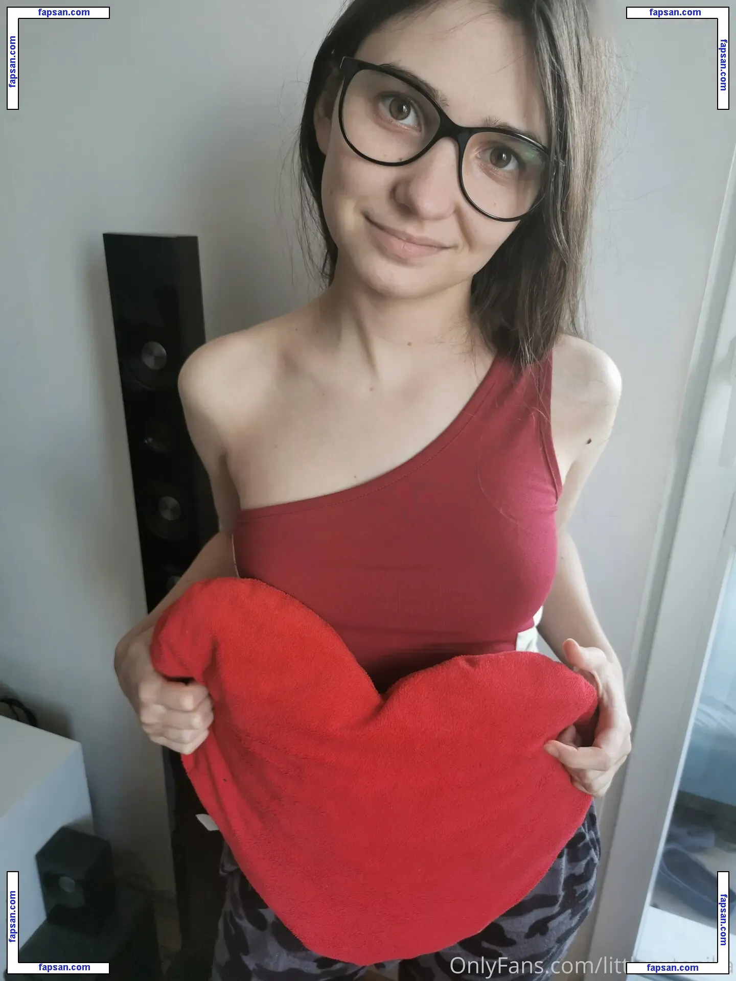 Little Nika aka littlecutenika голая фото #0313 с Онлифанс