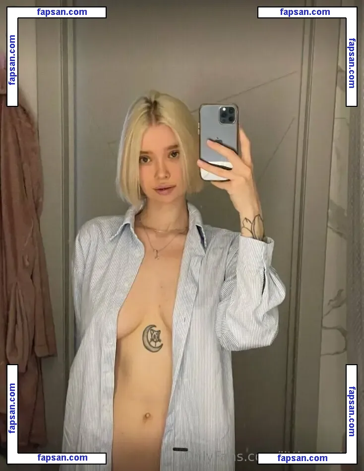 little_poetry голая фото #0033 с Онлифанс