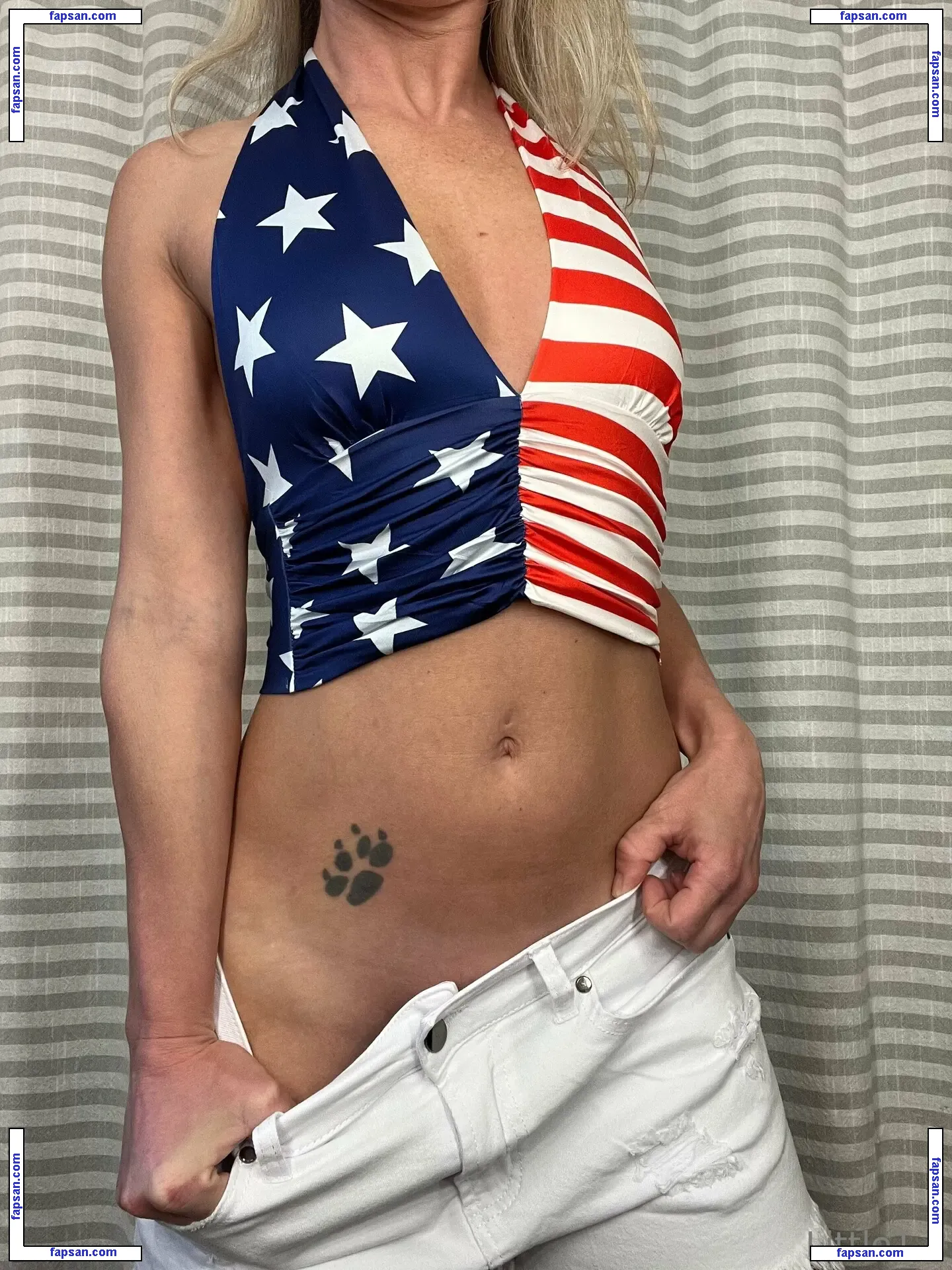 little1.0 nude photo #0002 from OnlyFans