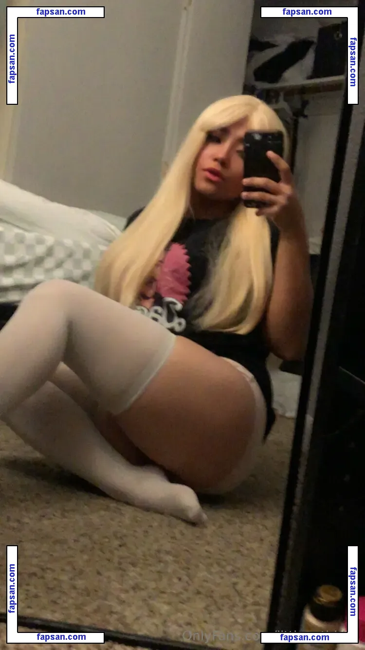 littlegothbird nude photo #0006 from OnlyFans
