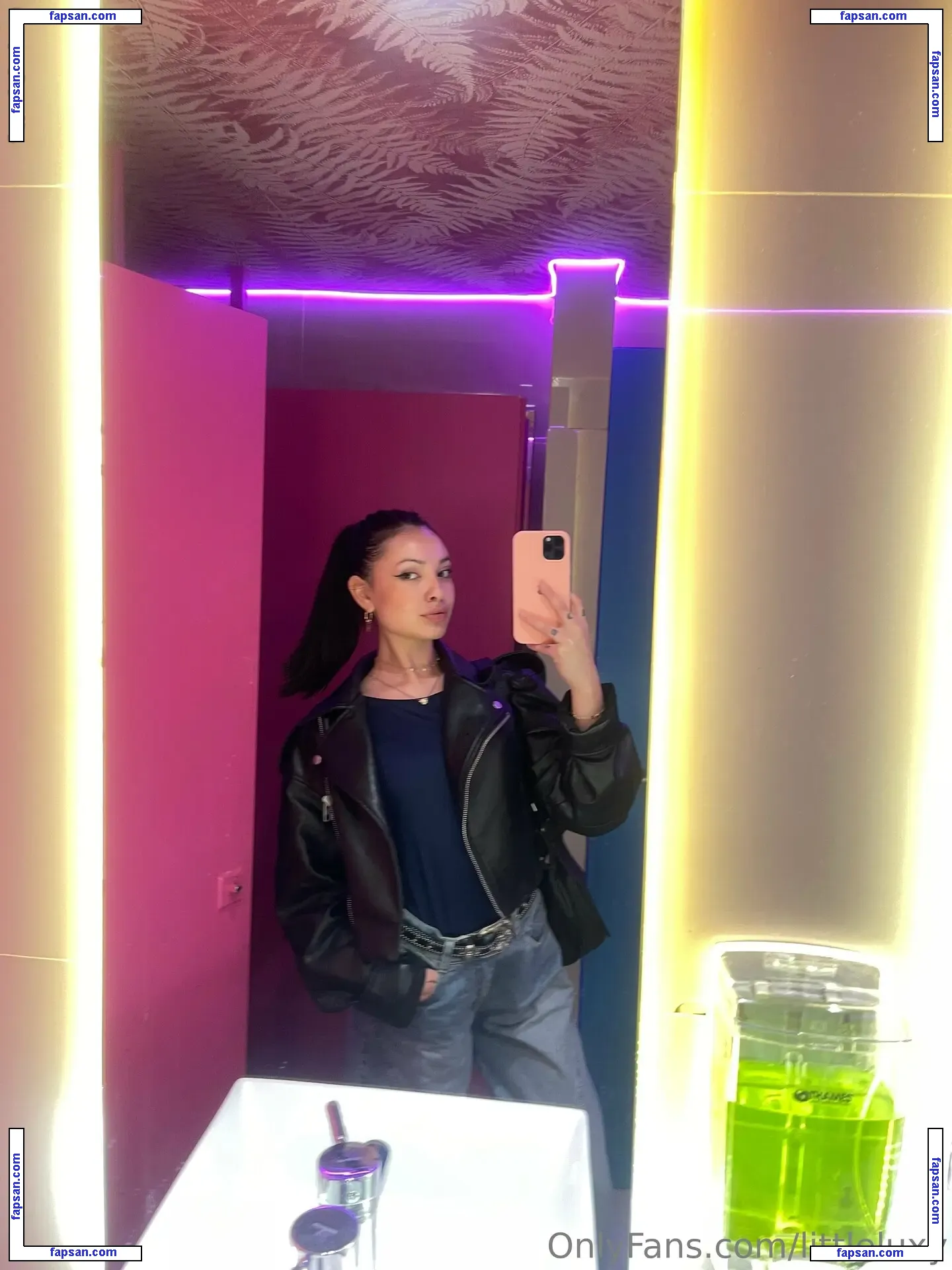 littleluxy nude photo #0154 from OnlyFans