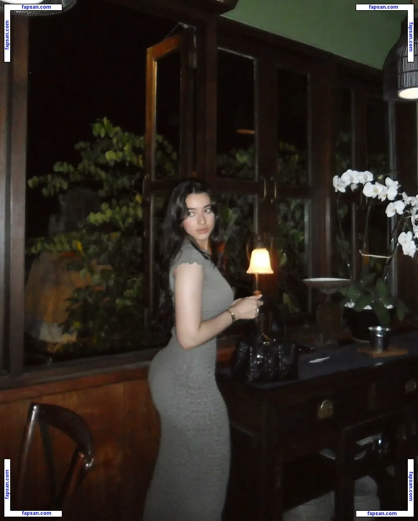 littlemisskhan nude photo #0020 from OnlyFans