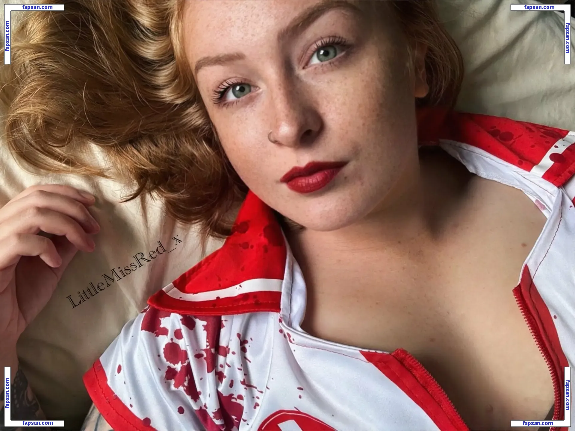 LittleRed_x nude photo #0052 from OnlyFans