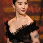 Liu Yifei голая #0008