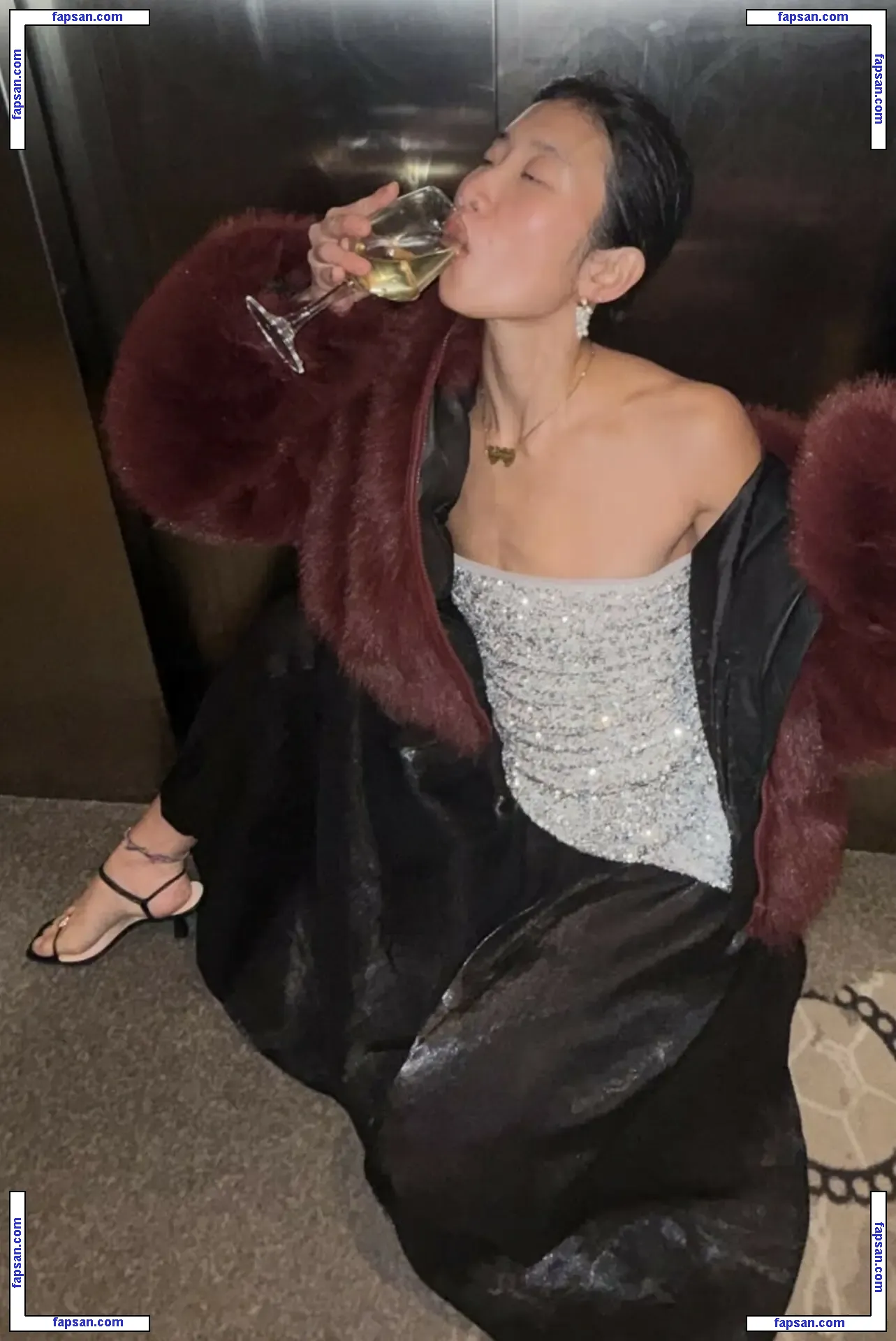 _liullland голая фото #0015 с Онлифанс