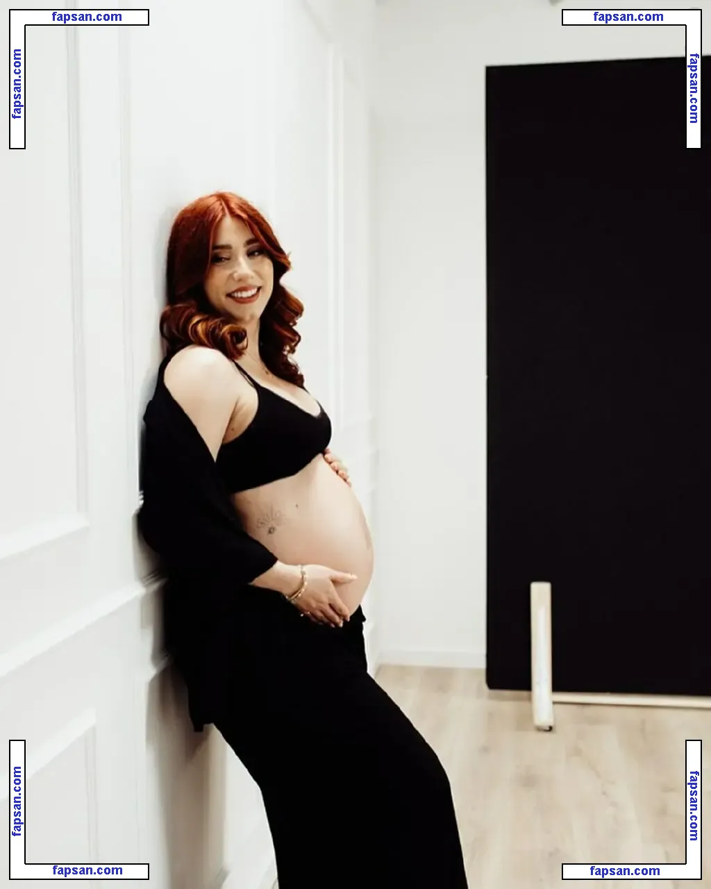 Liv Humby nude photo #0052 from OnlyFans