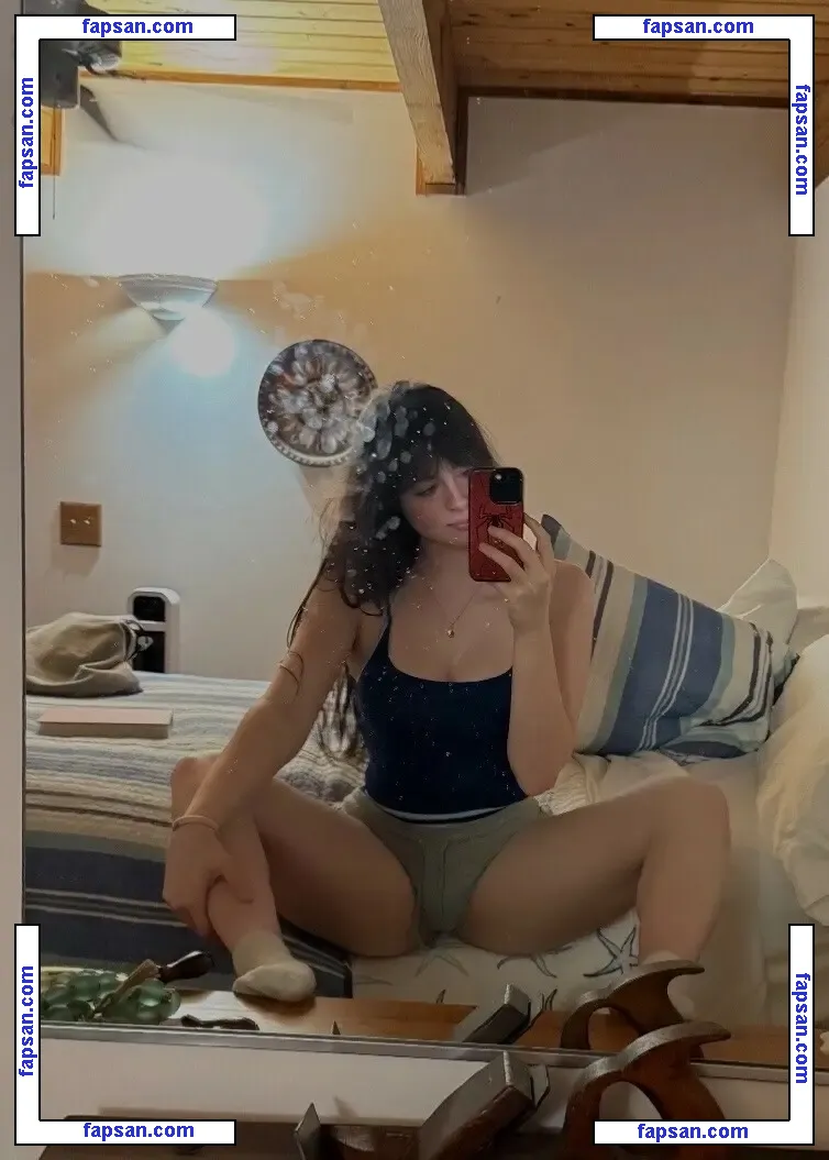 Liv Littlelivbug nude photo #0150 from OnlyFans