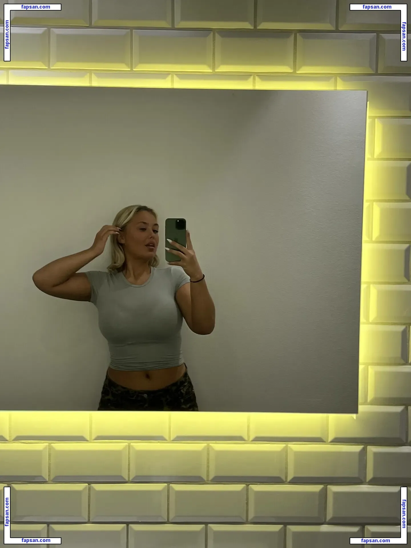 Liv Madsen голая фото #0002 с Онлифанс