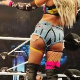 Liv Morgan голая #0161