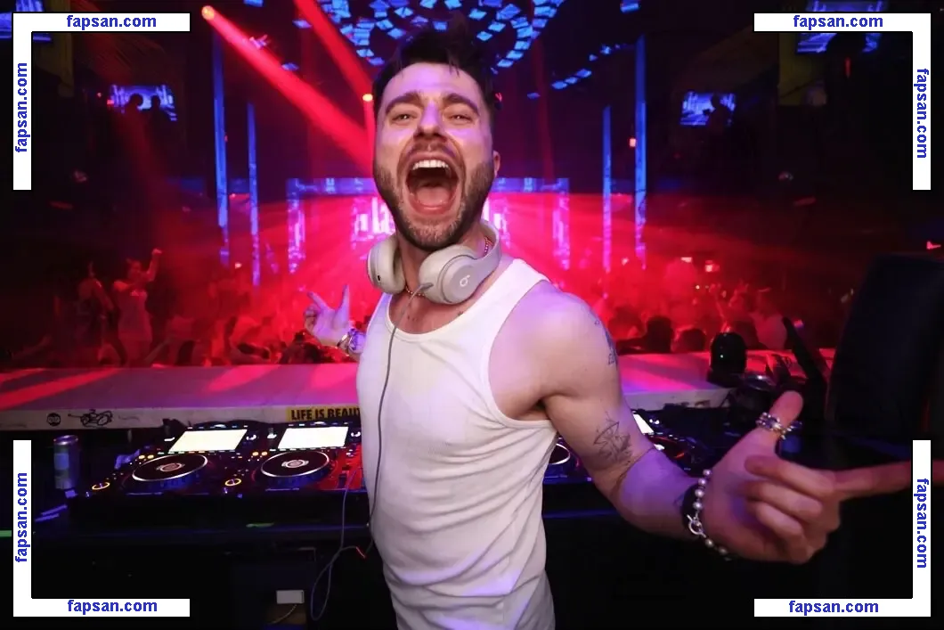 Liv Walker nude photo #0012 from OnlyFans