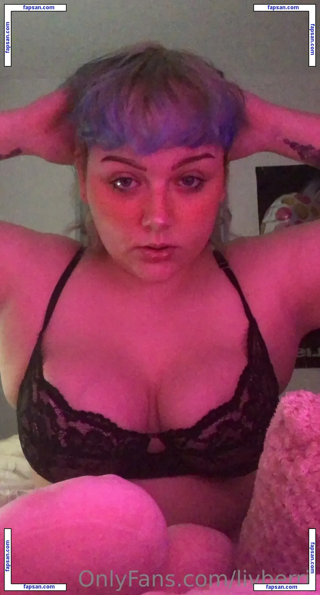 livberrii nude photo #0013 from OnlyFans