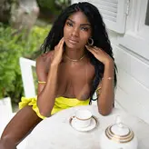 Livia Santana голая #0048