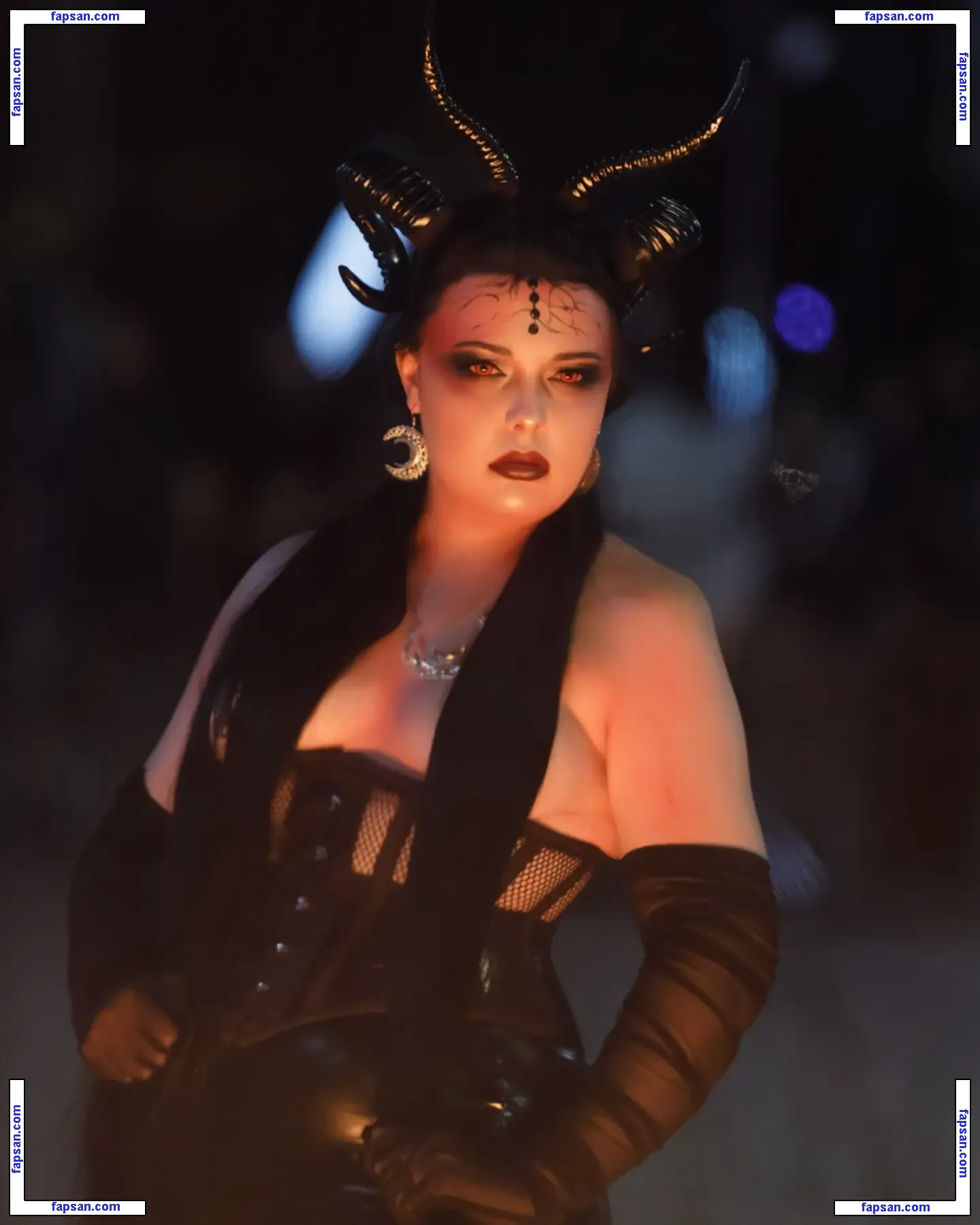 Livinghelle голая фото #0001 с Онлифанс