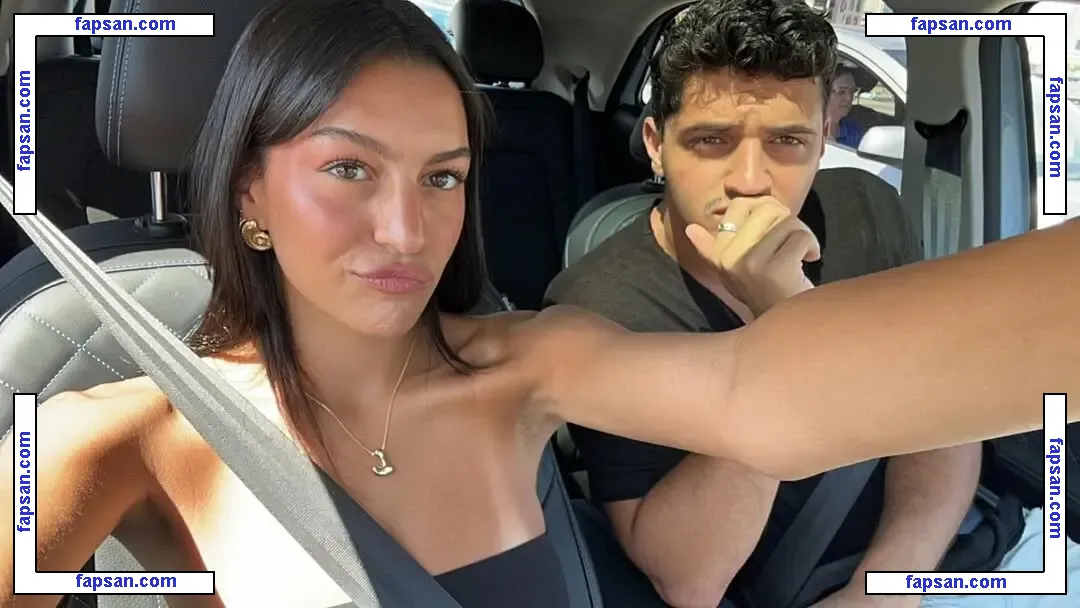 liyamizrahii nude photo #0017 from OnlyFans