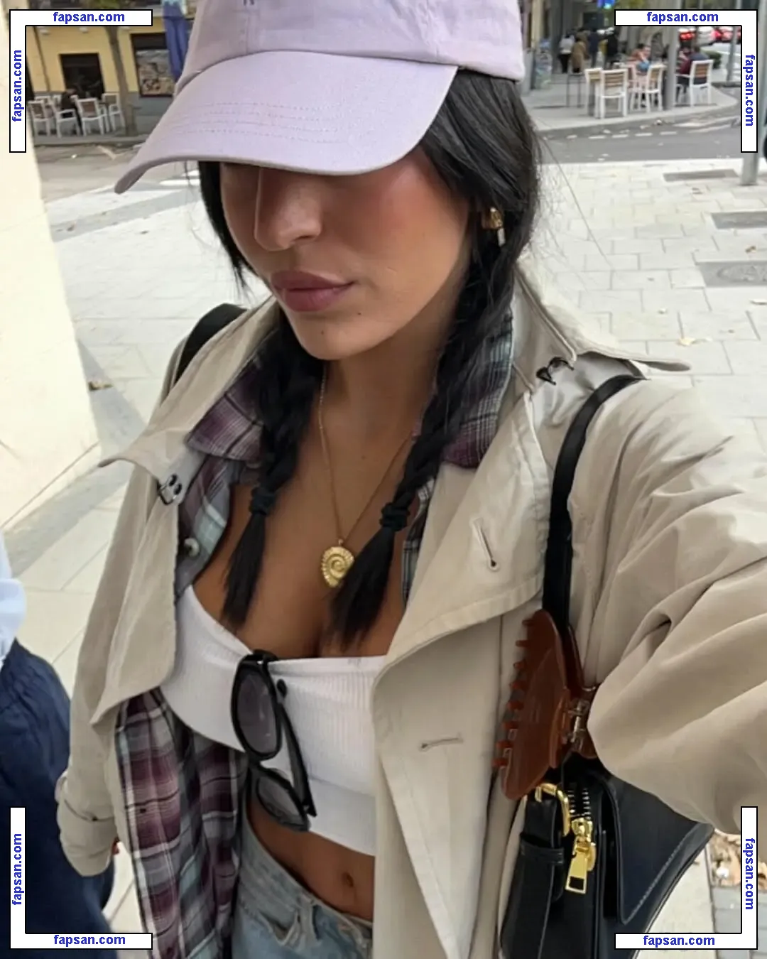 liyamizrahii nude photo #0023 from OnlyFans