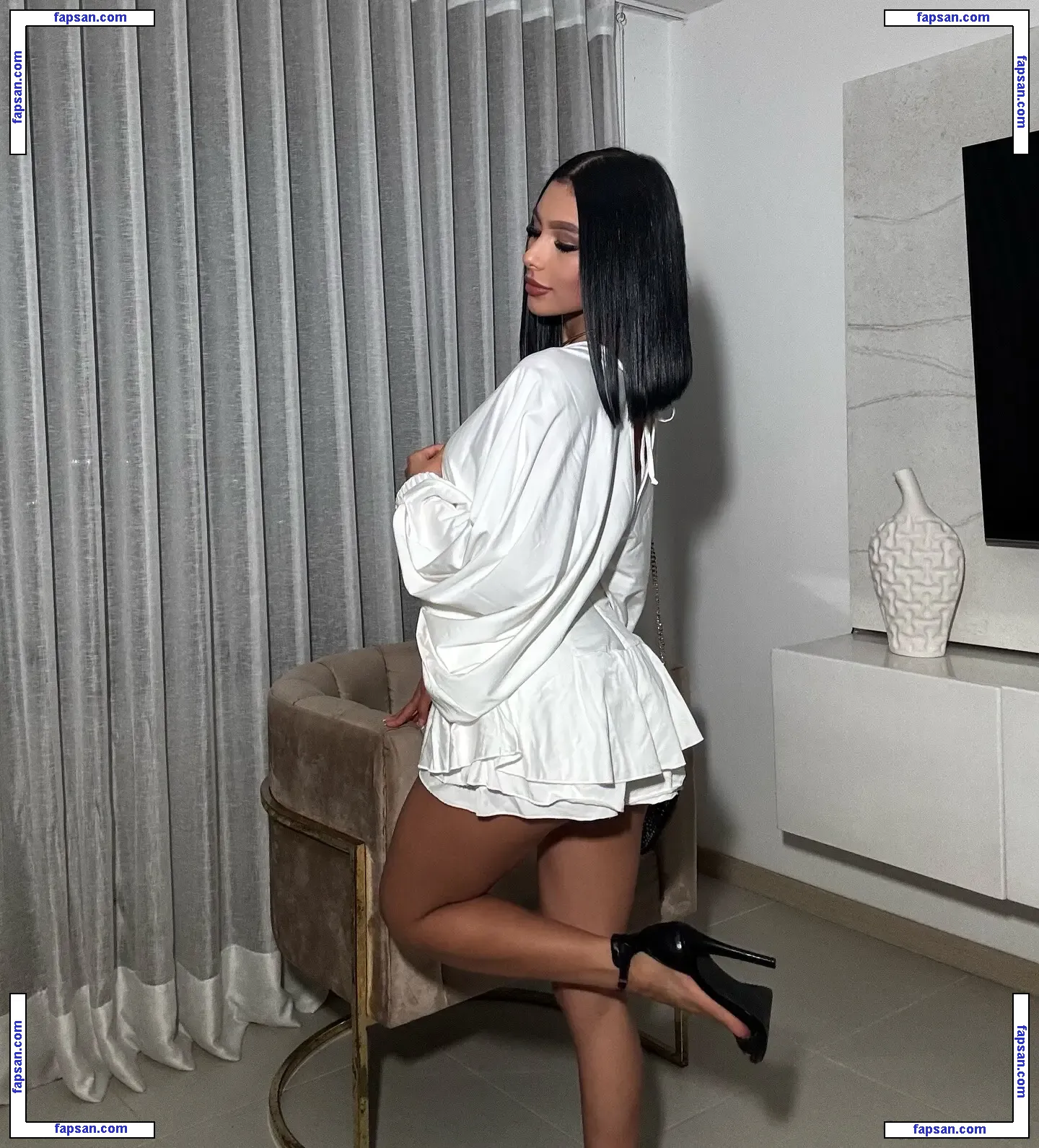 Liz Mendez голая фото #0005 с Онлифанс