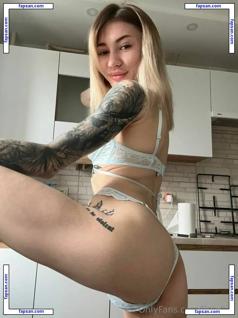 liza_bet nude photo #0035 from OnlyFans