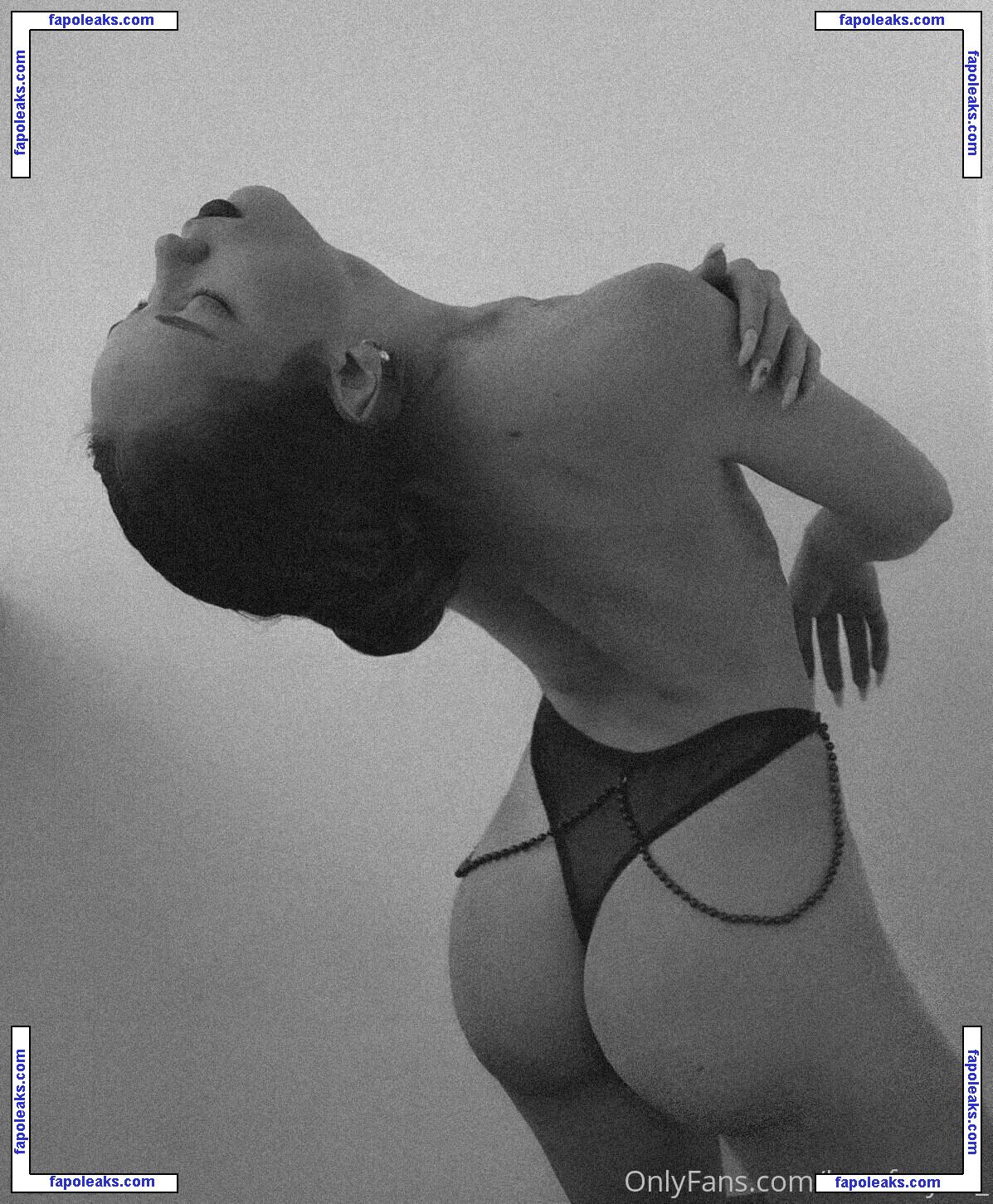 lizayork nude photo #0018 from OnlyFans