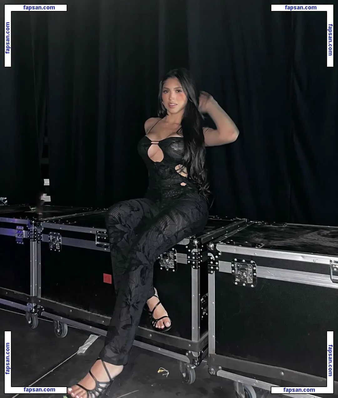 Lizethramirez__ голая фото #0003 с Онлифанс