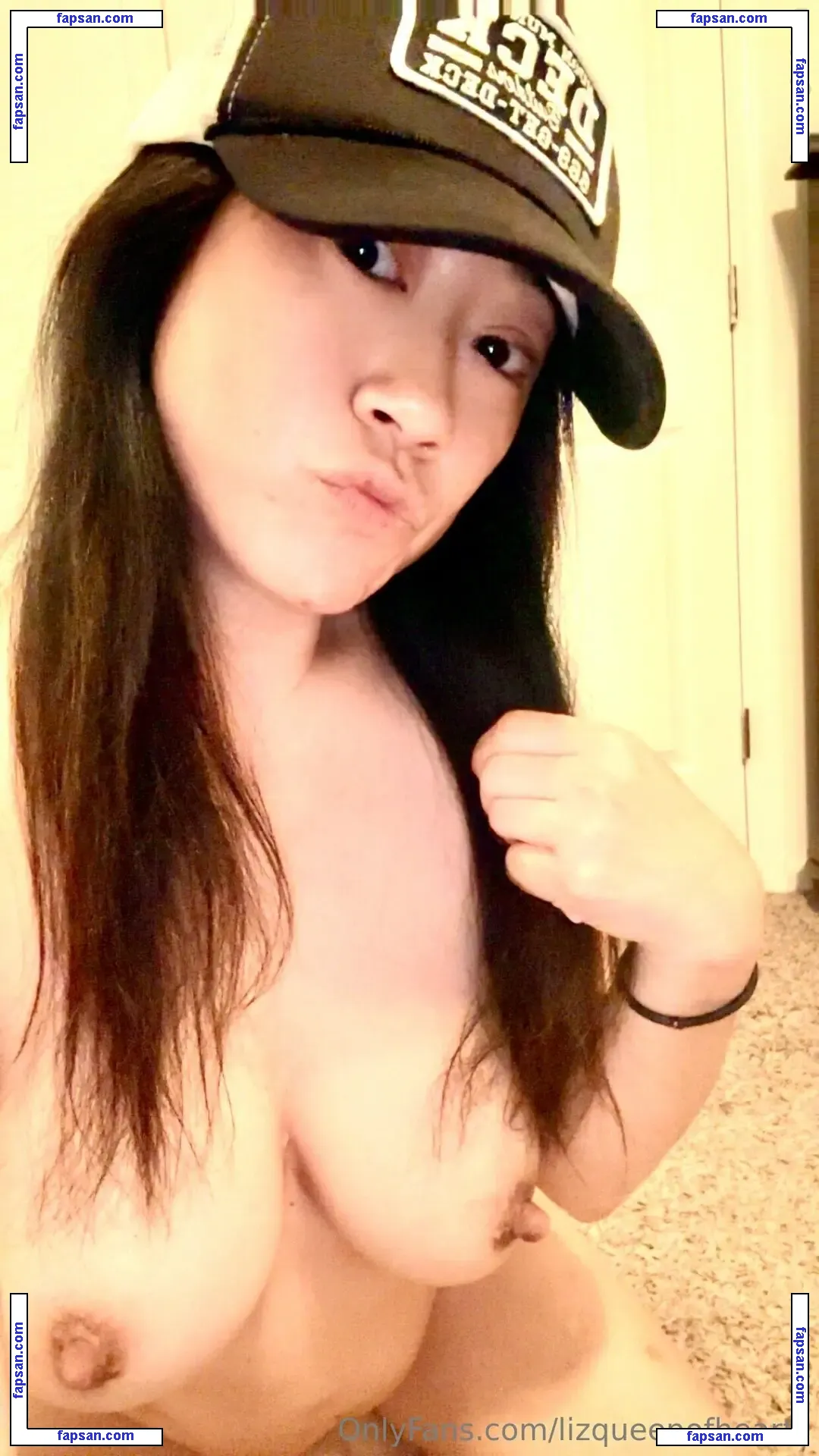 lizqueenofhearts nude photo #0010 from OnlyFans