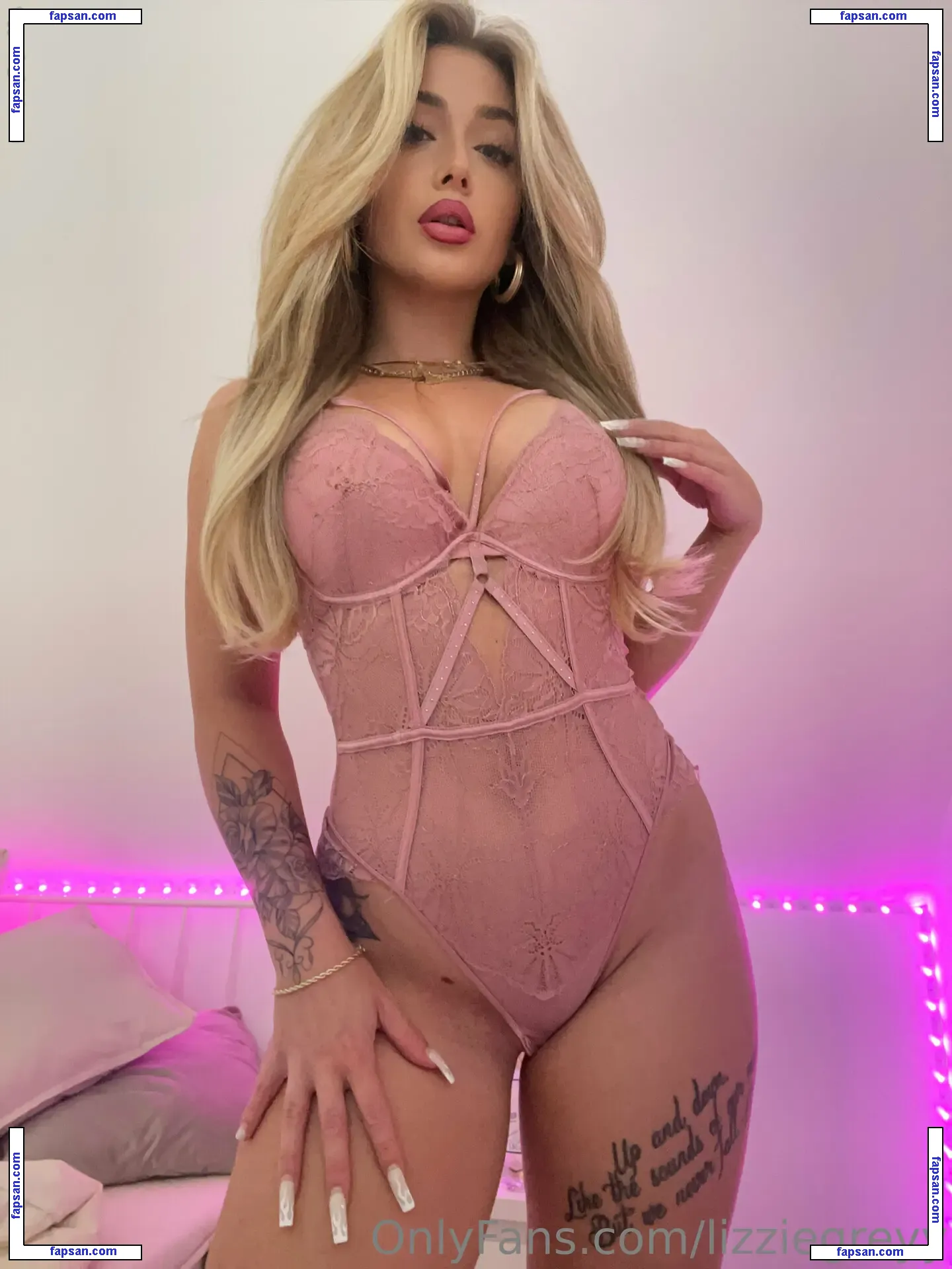 Lizzie Grey nude photo #0024 from OnlyFans