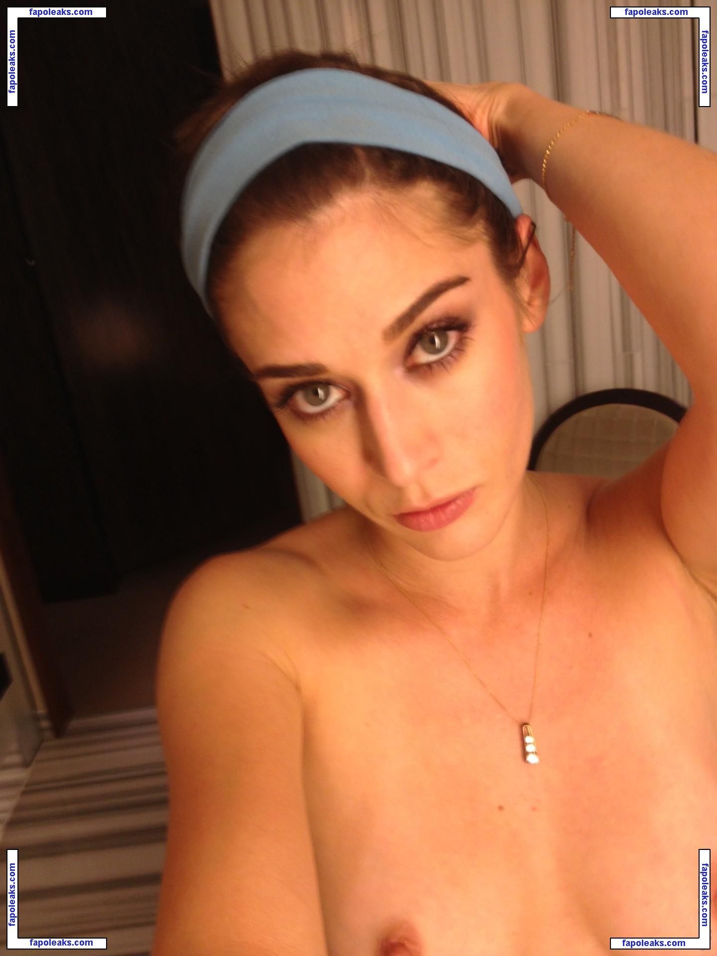 Lizzy Caplan / thelizzycaplan nude photo #0473 from OnlyFans