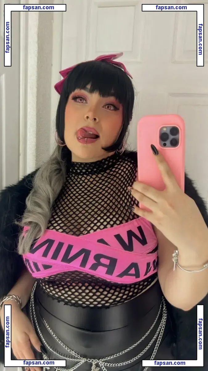 Lizzydcroown nude photo #0009 from OnlyFans
