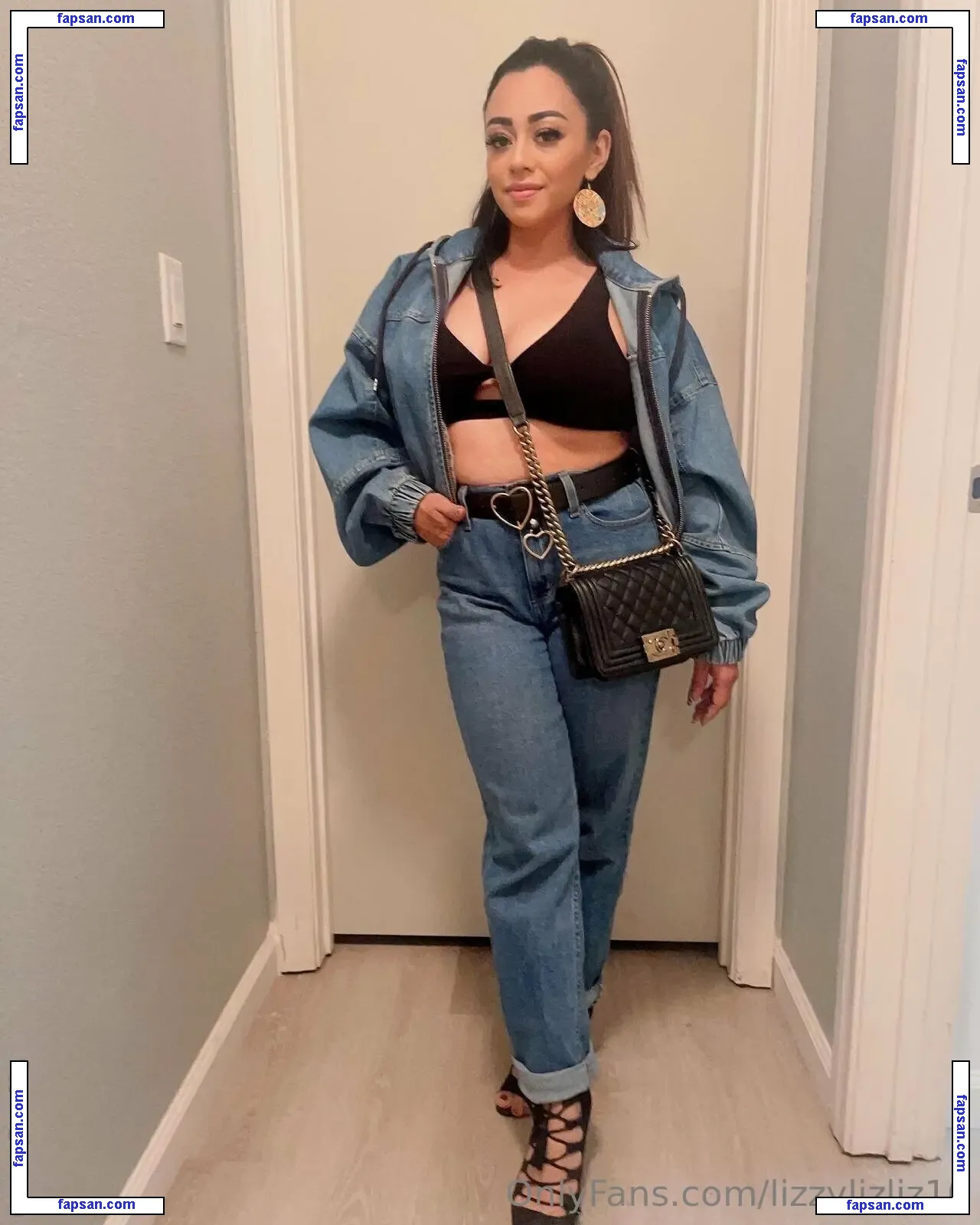 lizzylizliz10 nude photo #0029 from OnlyFans