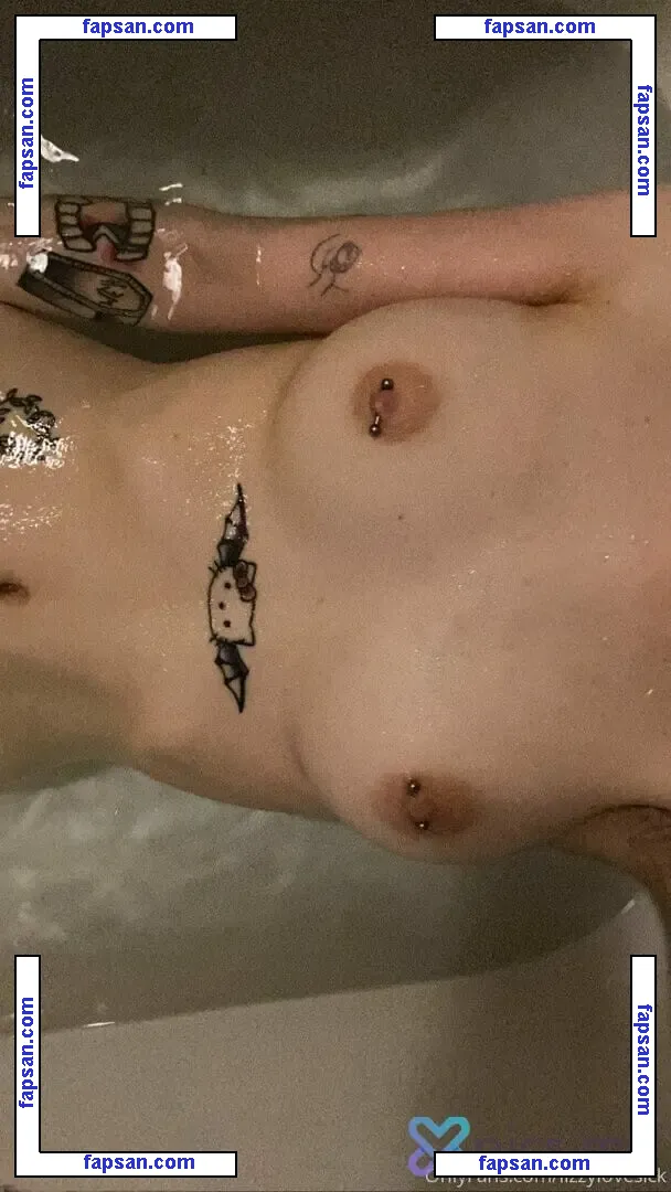 lizzylovesick nude photo #0080 from OnlyFans